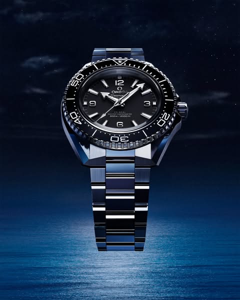 OMEGA Watches Meta ad example started 2026-04-13: Planet Ocean, Aus Edelstahl gefertigt, Ablesbar in der Tiefe, Planet Ocean, Aus Edelstahl gefertigt, Ablesbar in der Tiefe, Planet Ocean, Aus Edelstahl gefertigt, Ablesbar in der Tiefe